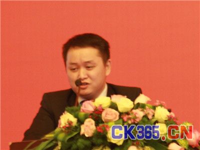 长江证券计算机行业首席分析师，马先文