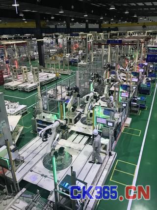 川崎重工新增三条装配线 扩大在中国机器人生产