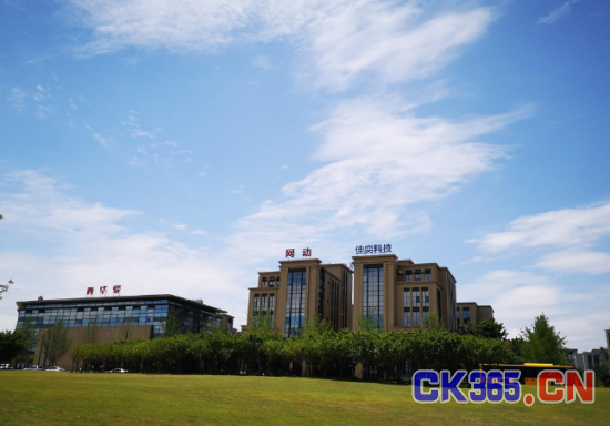 成都电子信息产业奔向万亿级,电子科大科技园成为企业落户成都的优选