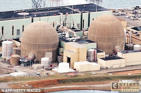 官员们表示两座核反应堆在地震发生后自动关闭
